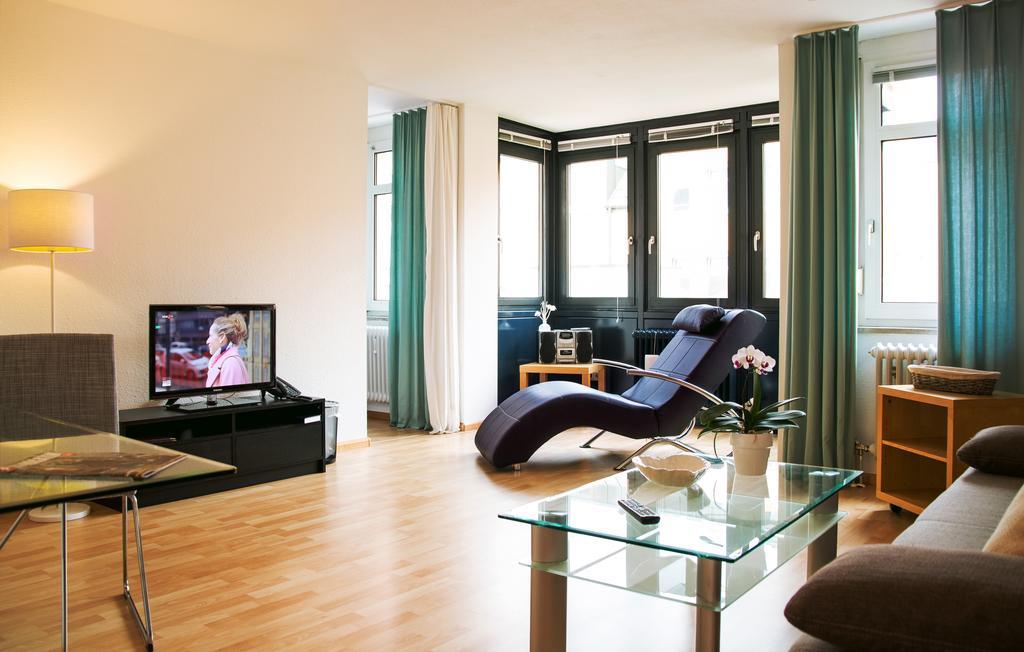 Stadt-hotel Gbr